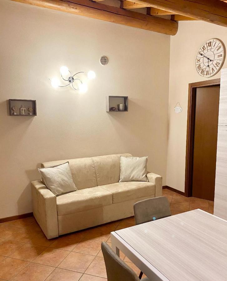 Casa Vacanze Raggio Di Sole Apartman Valeggio sul Mincio Kültér fotó