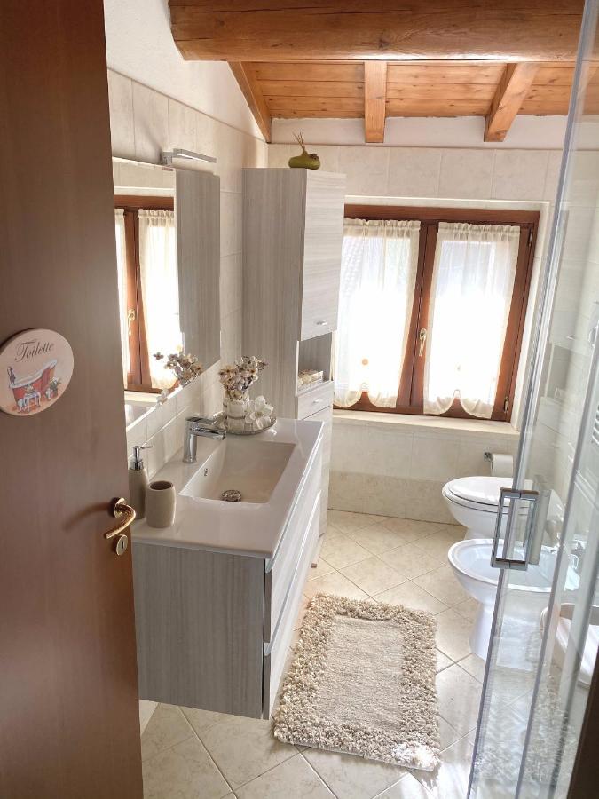 Casa Vacanze Raggio Di Sole Apartman Valeggio sul Mincio Kültér fotó