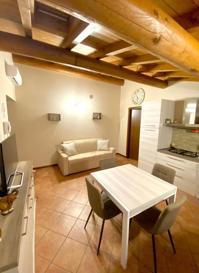 Casa Vacanze Raggio Di Sole Apartman Valeggio sul Mincio Kültér fotó
